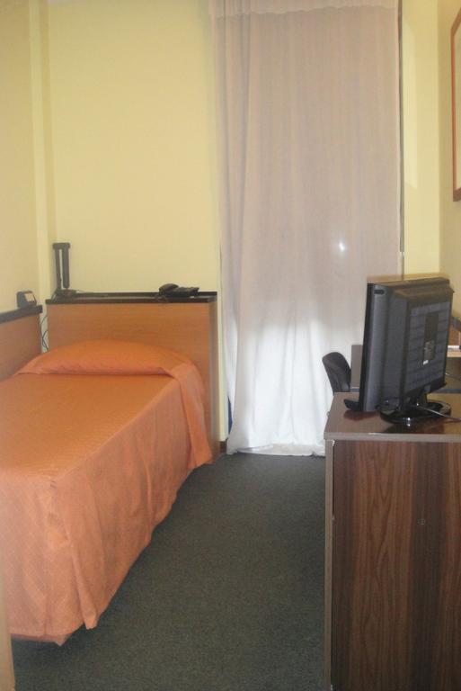 Hotel Scala Nord Milano Cameră foto